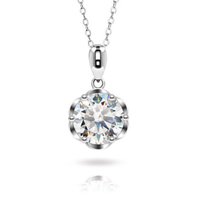 2.0ct Moissanite Flower Pendant