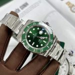 Rolex Submariner Hulk 116610LV green dial side angle view